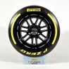 Pirelli Pole Position neumático escala 1:2 - Amarillo - Intermedio (TARA)