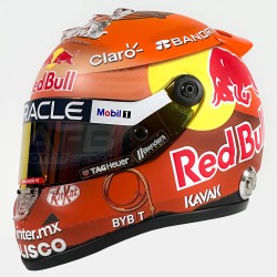 Sergio Pérez Minihelm 2023 Grand Prix von Kanada. Nachbildung eines F1-Helms im Maßstab 1:2