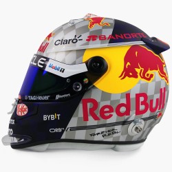 PRE-Order Sergio Pérez 2024 GP Silverstone Mini Helmet Schuberth escala 1:2. Precio 175€