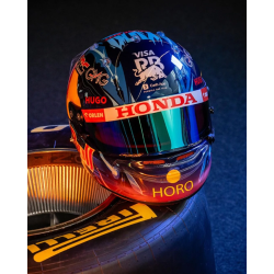 Yuki Tsunoda mini helmet 2024 GP SPA. ARAI escala 1:2