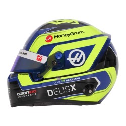 Oliver Bearman 2025 Mini Hemet Bell escala 1:2