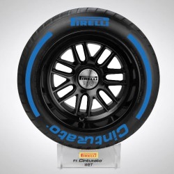 Pirelli Pole Position neumático escala 1:2 - Lluvia extrema - Azul